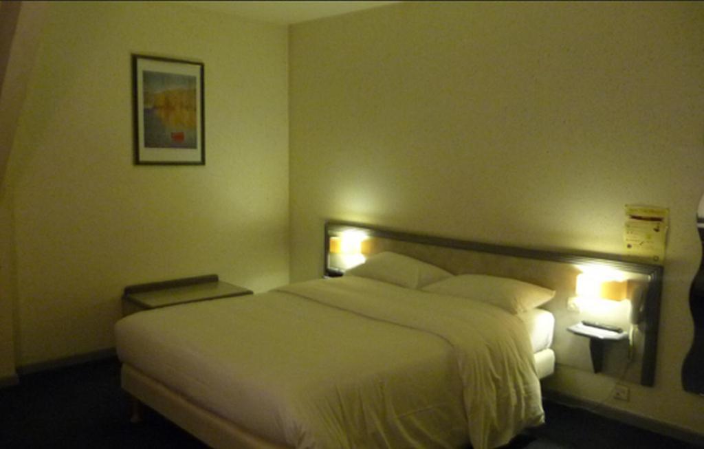 Hotel Le Chatelain Faulquemont Номер фото